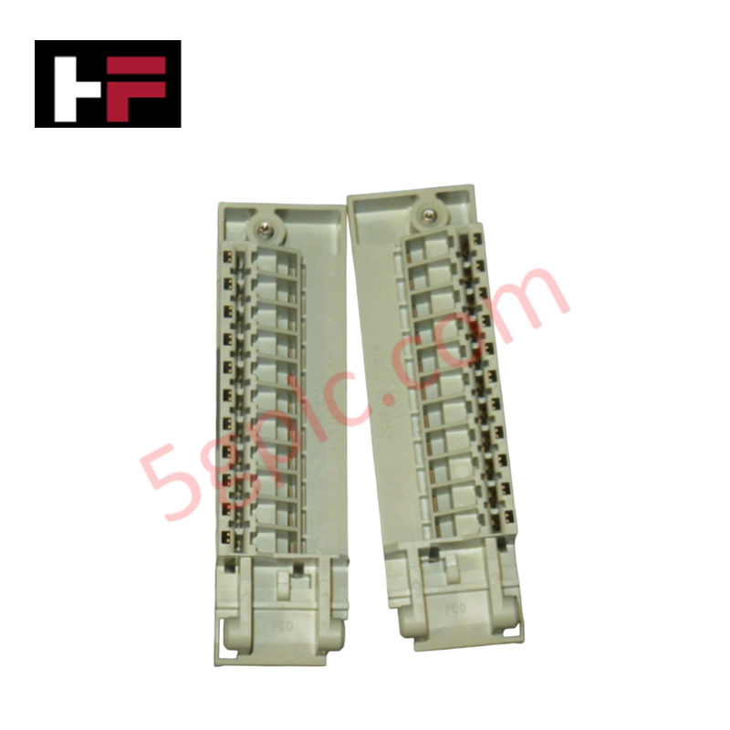 وحدة الإدخال/الإخراج IPC 620 من هانيويل 621-9950